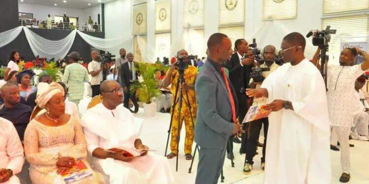 Security Aide Stops Shaibu From Accessing Obaseki